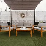 Complete Studio With Terrace - 1Bth- La Giralda