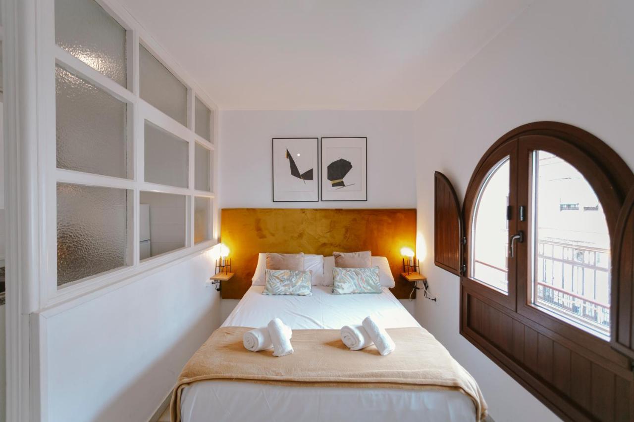 Complete Studio With Terrace - 1bth- La Giralda Appartement